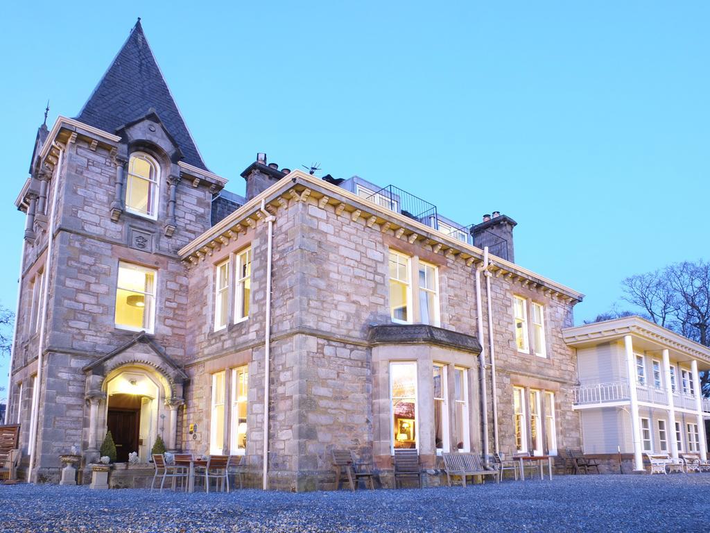 Knockendarroch Hotel ピトロクリー エクステリア 写真